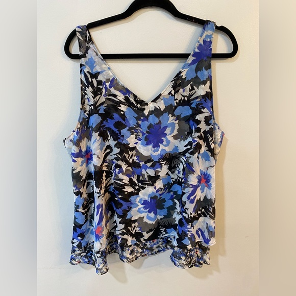 Lane Bryant sleeveless tank blue/black/white print size 18 - Picture 2 of 6